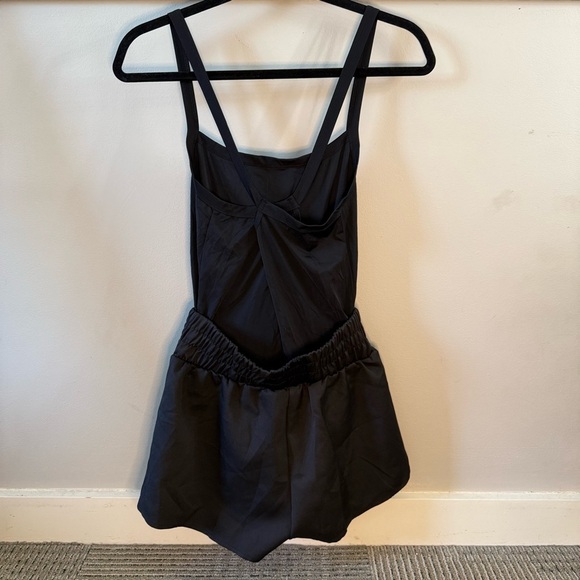 Black Sleeveless Tank Dress with Elastic Waist Skort Detail Athletic - Picture 2 of 7